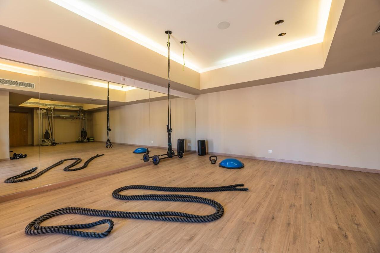 Vale Da Lapa Village Resort Carvoeiro  Exterior photo The gym at the hotel