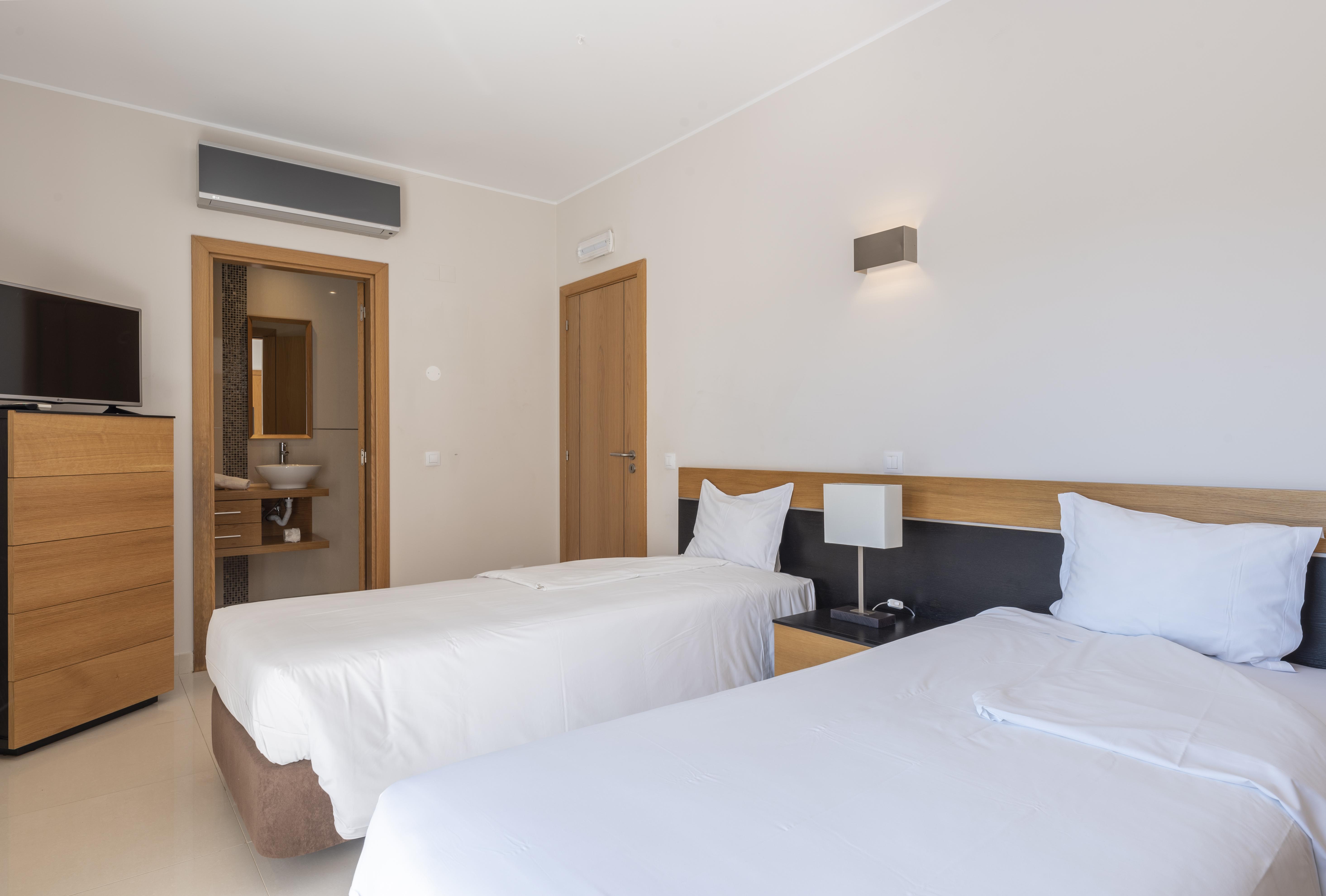 Vale Da Lapa Village Resort Carvoeiro  Exterior photo A typical bedroom