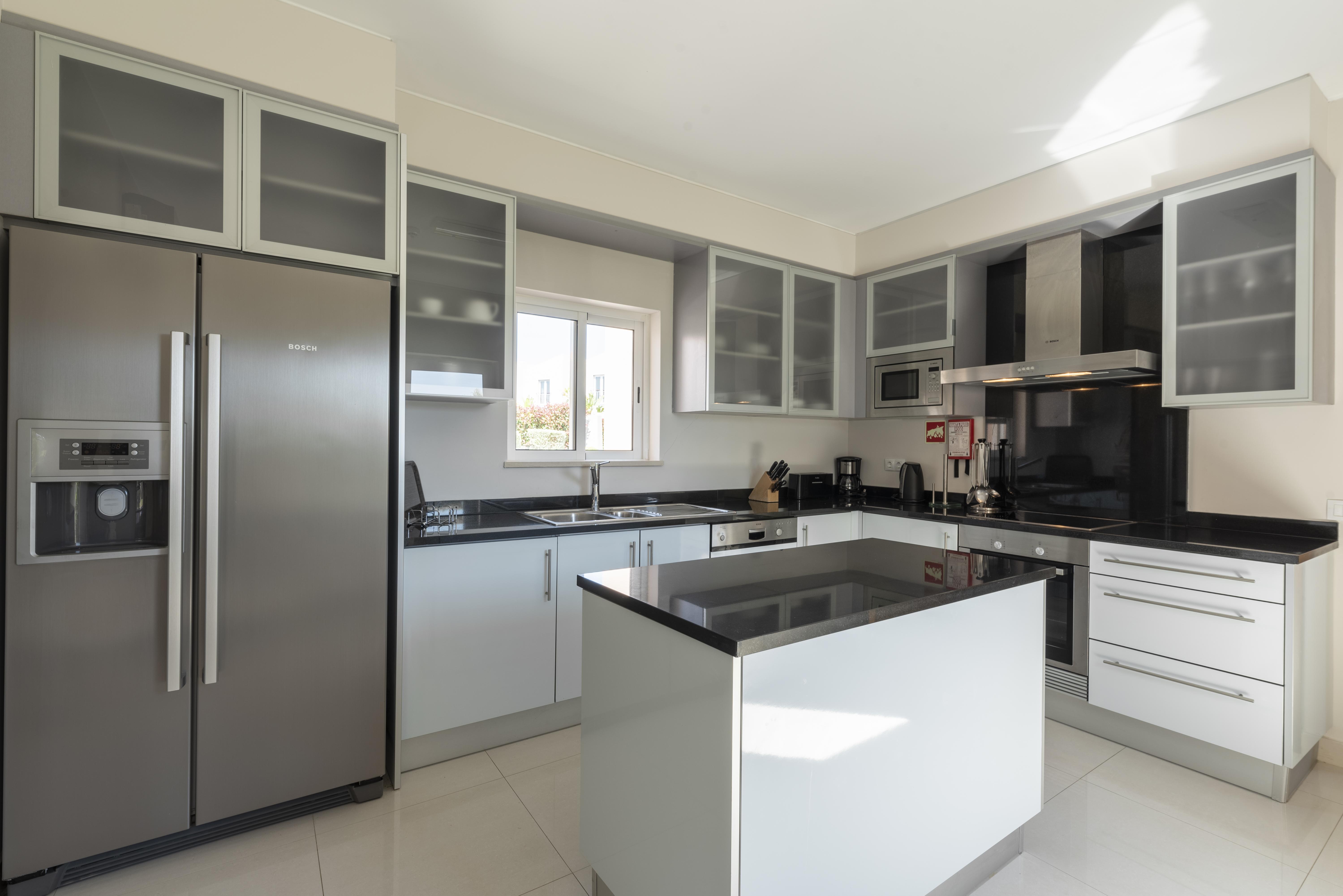 Vale Da Lapa Village Resort Carvoeiro  Exterior photo A modern kitchen