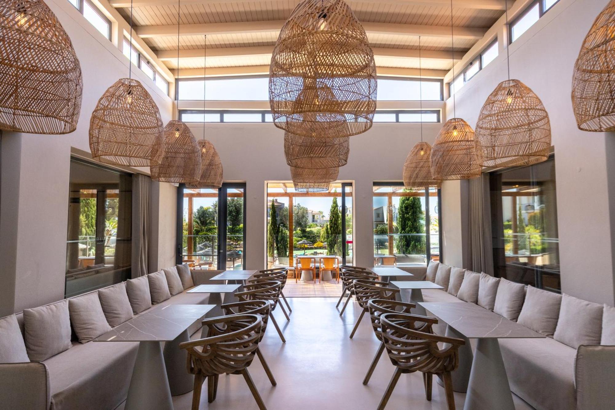 Vale Da Lapa Village Resort Carvoeiro  Exterior photo The restaurant at the hotel